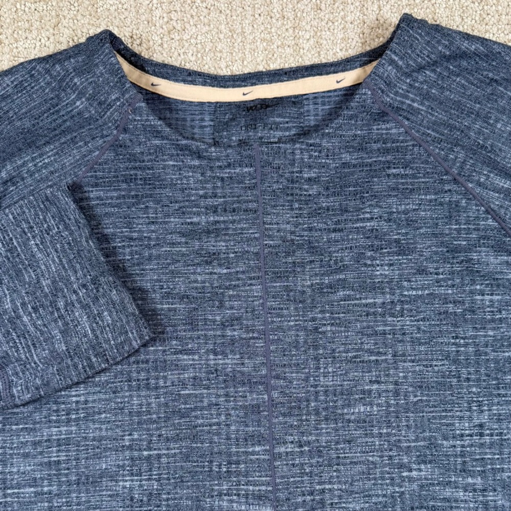 Nike Yoga Dri-Fit Mens Medium Blue Training Long Sleeve T-Shirt FB7775-437